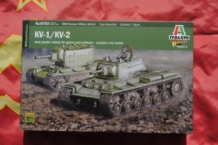 images/productimages/small/KV-1  KV-2 Russian Heavy Tank Italeri 15763 voor.jpg